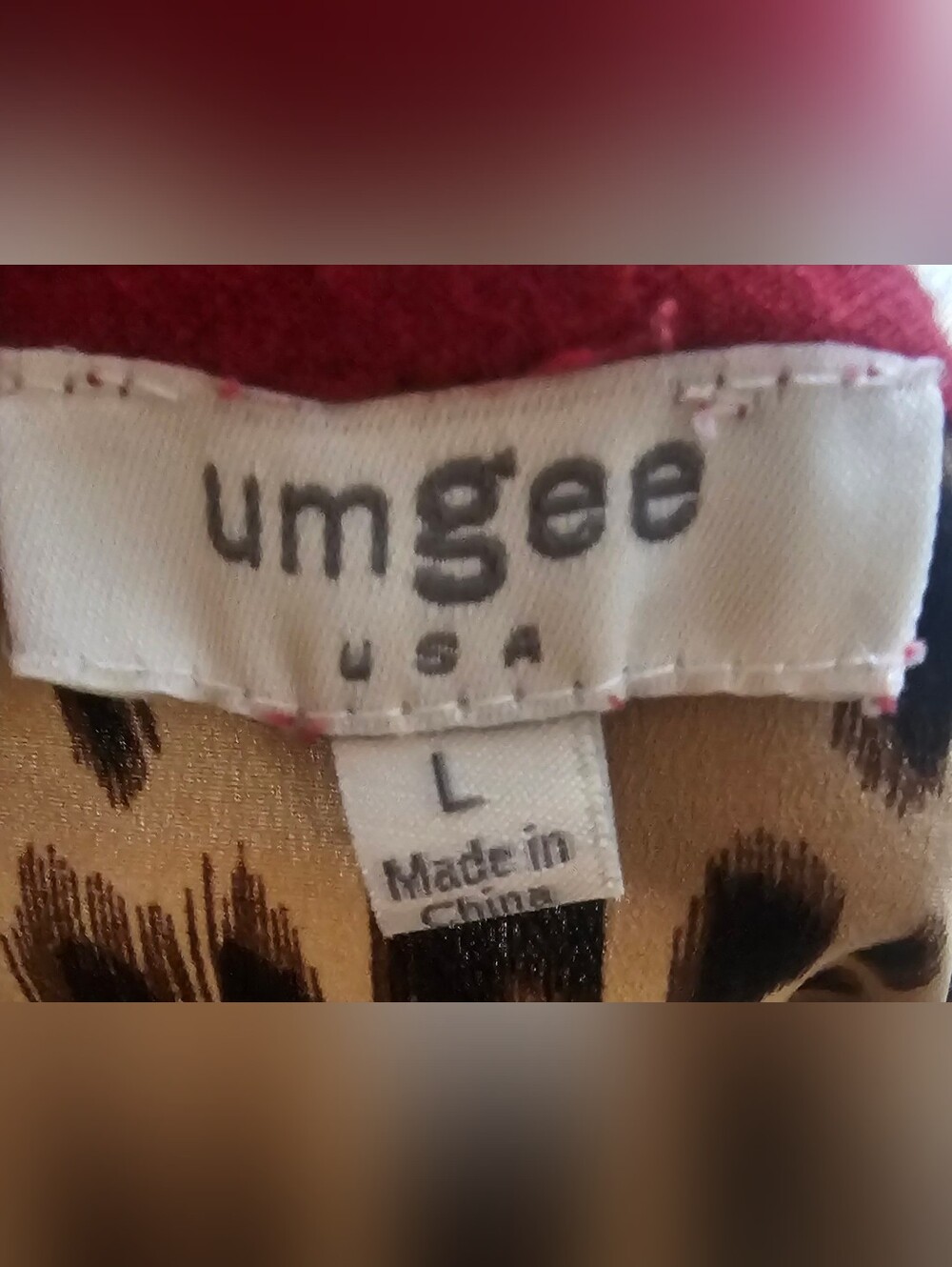 Umgee Linen-Blend Leopard Print Accent Fringe Tunic Top. Size Large - Picture 9 of 10